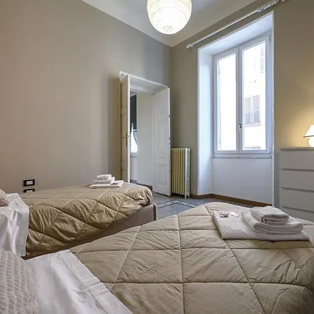 La Maison Du Marche' Apartment La Spezia